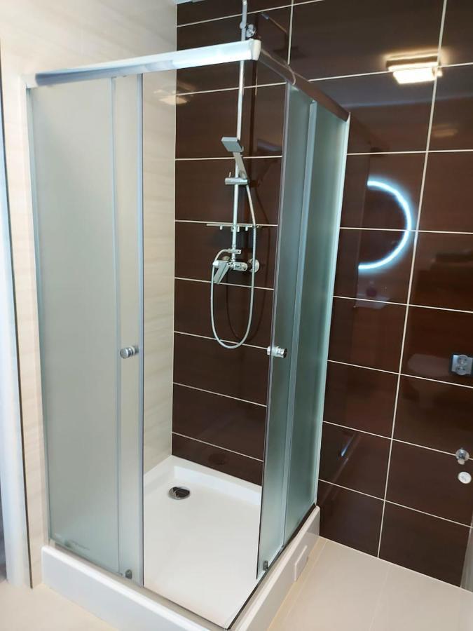 Apartament Z Duzym Tarasem Apartment Świnoujście Екстериор снимка